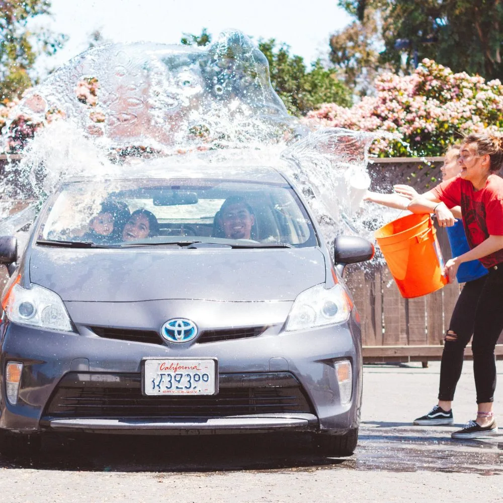 Hand Car Wash Key Elements that Makes Your Car Stand Out Storage